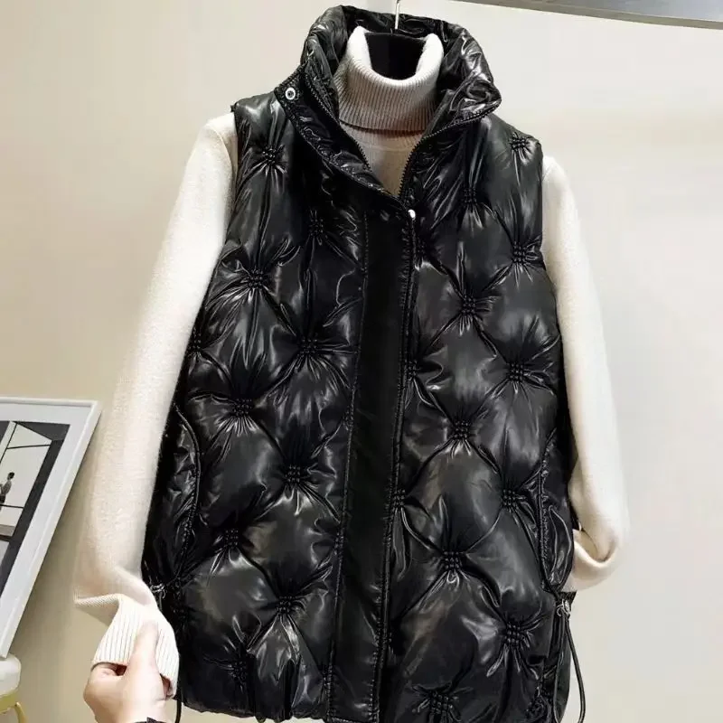 2024 Autumn/Winter Bright Surface Appear Thin Down Cotton Women's Sleeveless Vest Coat Foreign Aura Versatile Female Horse Clip