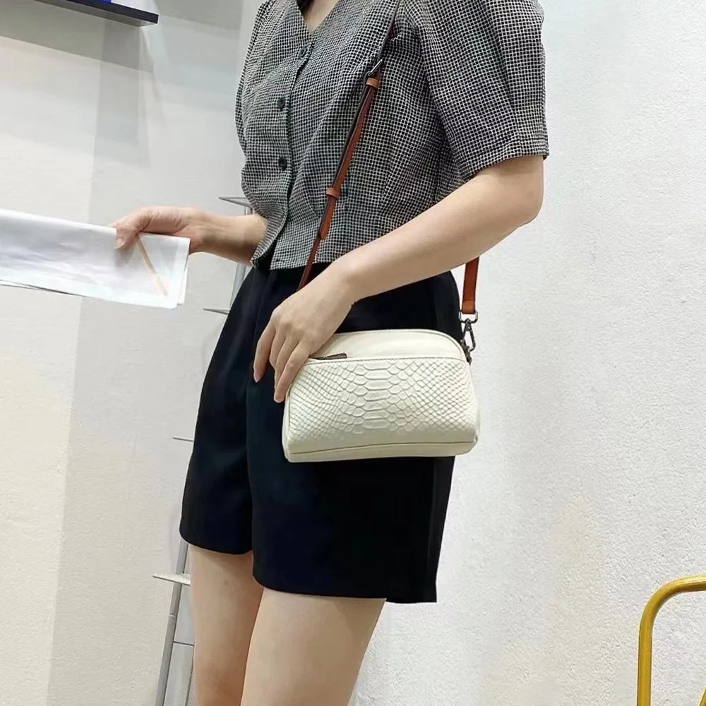 Genuine Cow Leather Women's Bag Summer Leisure Carrying Small Bag Fashion New Shell Purse Head Layer Cowhide Crossbody Phone Bag