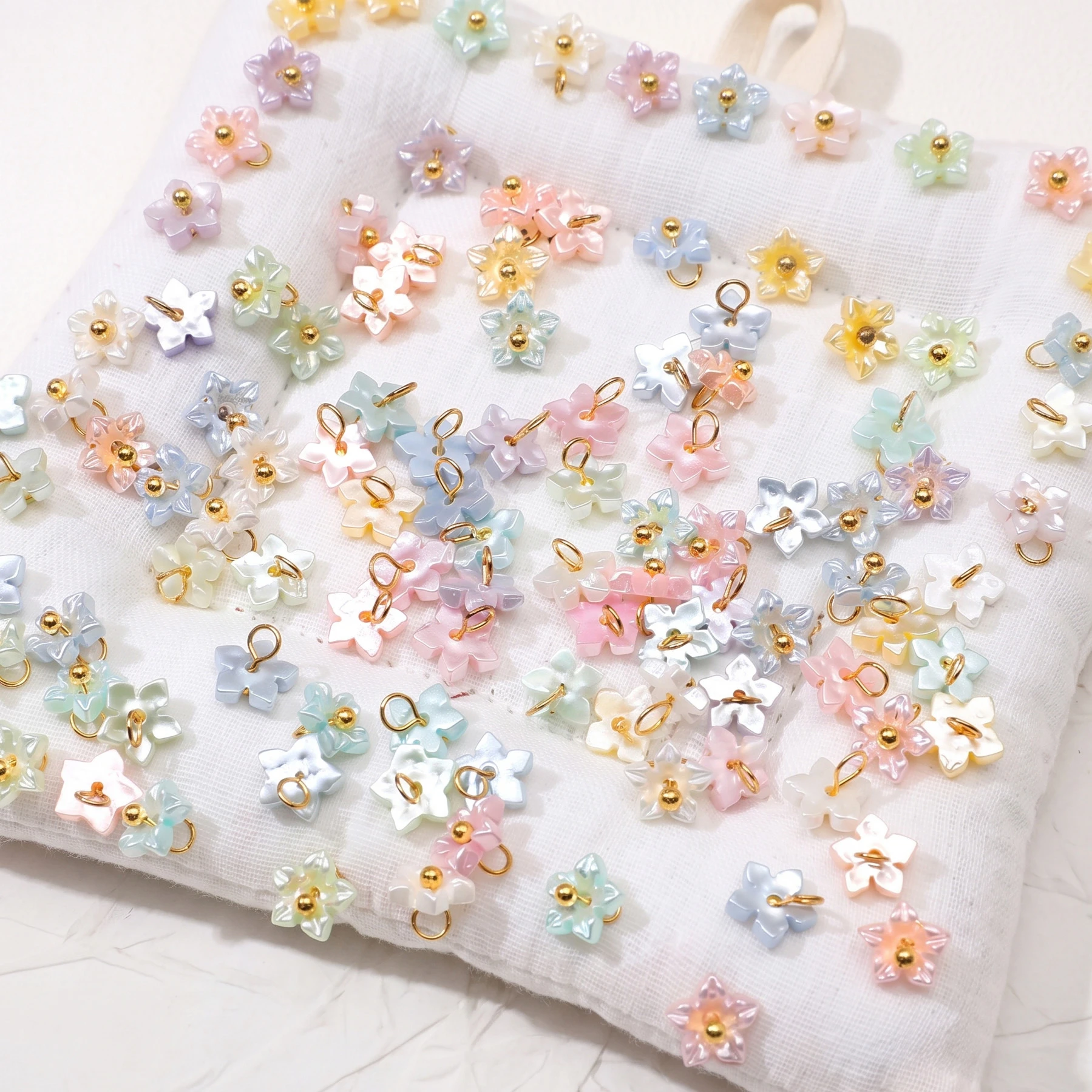 5Pcs 7mm Resin Mini Bauhinia Pendant Small Hong Kong Orchid Charm For Bracelet Earring Necklace Bracelet DIY Jewerlry Making