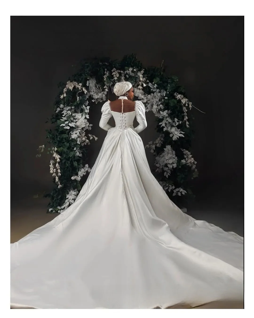 Customized Plus Size Mermaid Wedding Dress Bridal Gowns For Bride Detachable Train High Neck Illusion Long Sleeves Beaded Lace