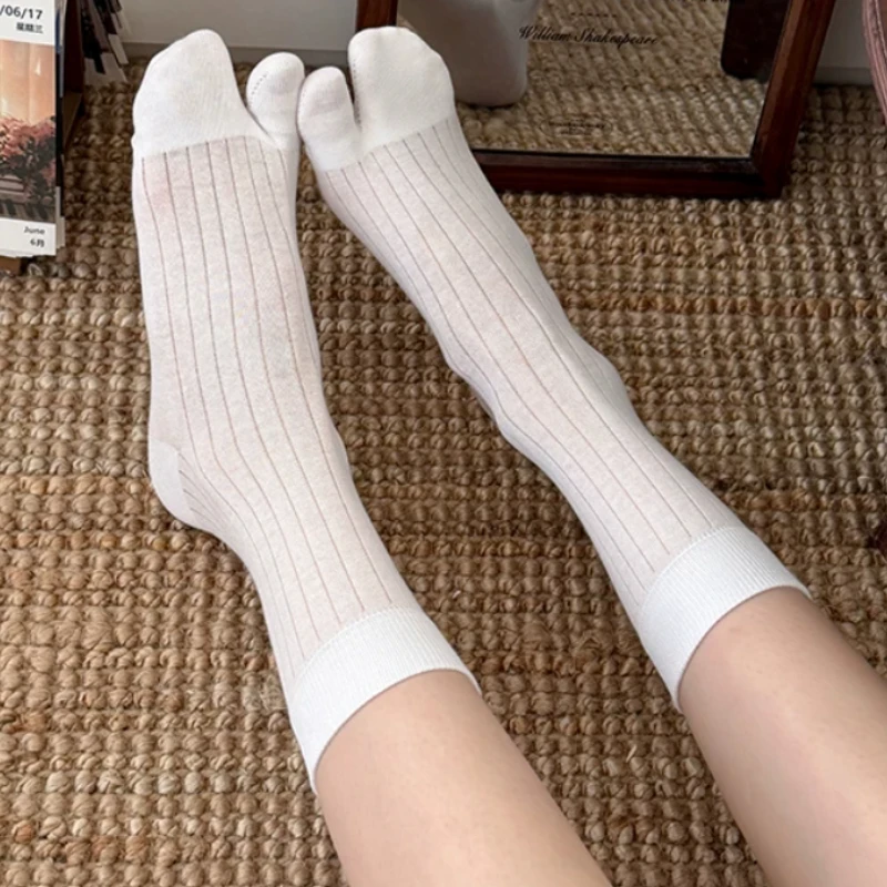 Japanese Harajuku Women's White Tabi Socks High Quality Cotton Split Toe Sock Solid Color Simple Comfortable Soft Two-Toed Socks