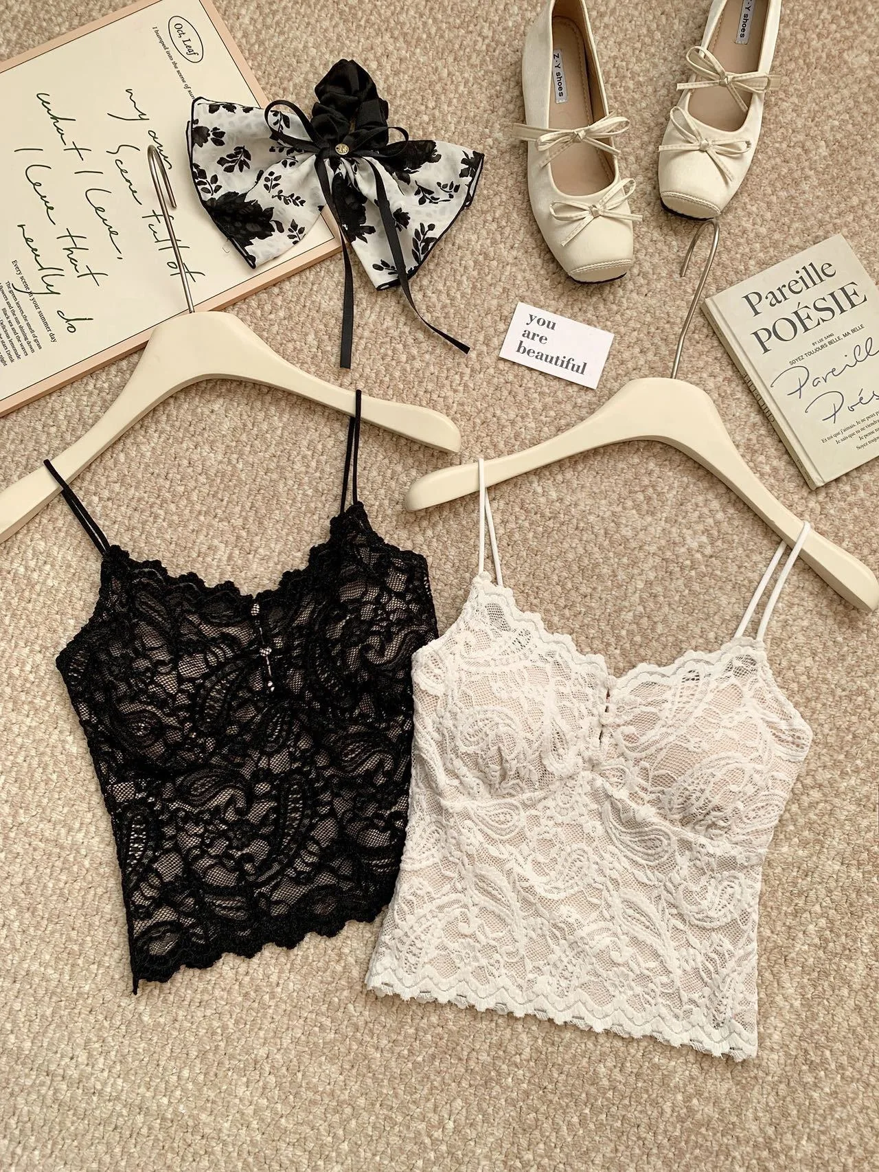 Korean Style Lace Patchwork Short Women's Camisole Top Gathered Base Shirt with Chest Pad Winter New Arrival Versatile Vest