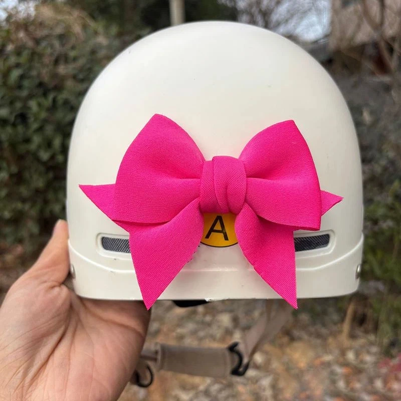

Декоративный бантик для мотоциклетного шлема, украшение для электровелосипеда, аксессуары для декора кузова автомобиля, самоклеящийся бантик для девушек и женщин