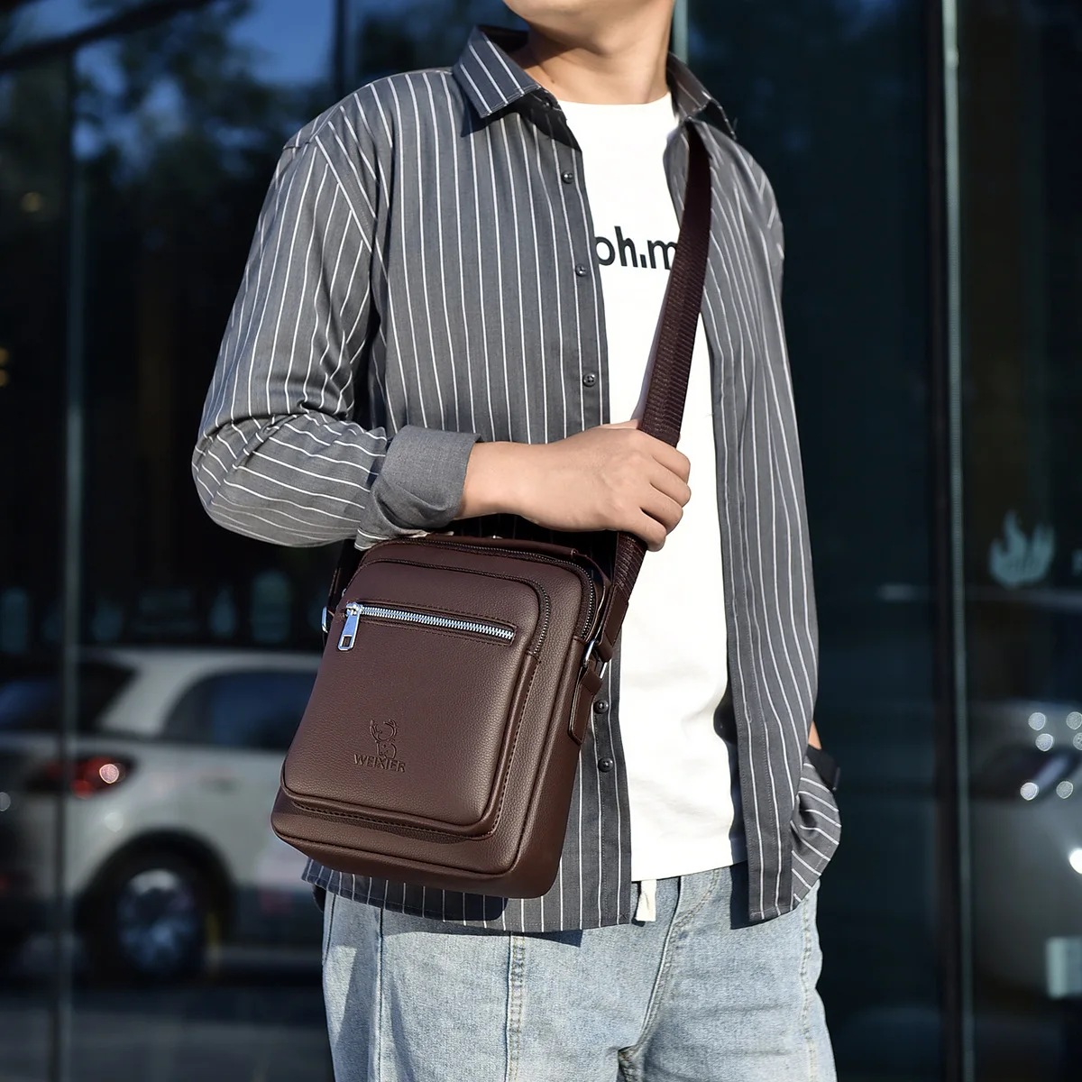 

Weixier New Business High-end Crossbody for Men's Commuting Shoulder Bag Large Capacity Waterproof and Wear-resistant Portable