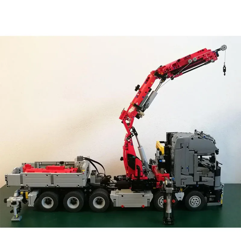 

MOC-118230 Goods 8x6 with Crane Transport Lifting Machine Building Block Model4351Parts MOC Creative Boy Children's Birthday Toy