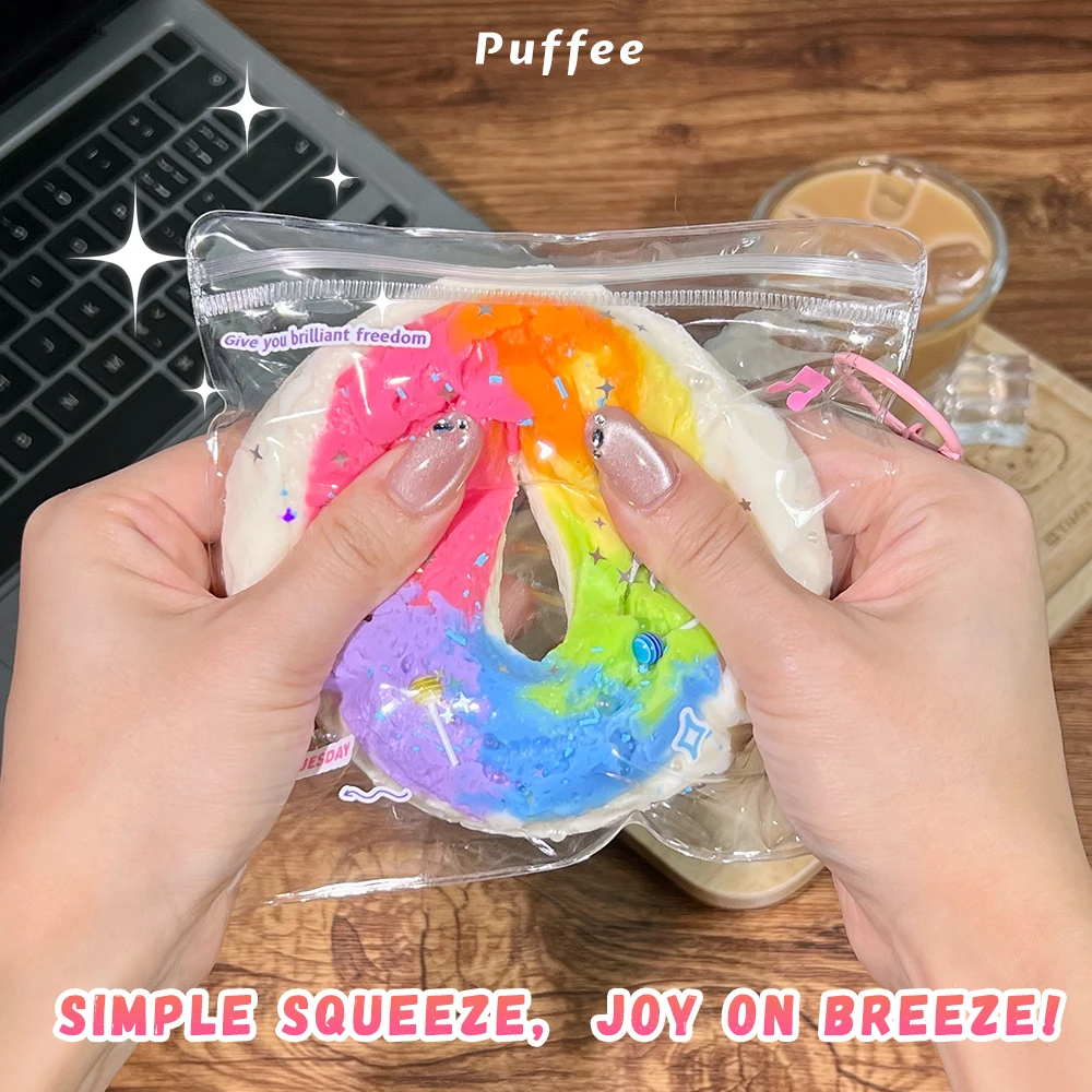 Regenbogen-Bagel-Squishy aus lebensmittelechtem Silikon, cremiges weiches Klebespielzeug, Taba-Squishy, Happy Game Kneifbrot-Spielzeug, geeignet für B