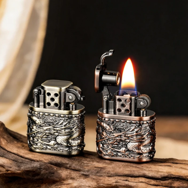 

New metal mini four sided auspicious dragon relief lighter, retro three-dimensional relief zinc alloy body, outdoor portable lig