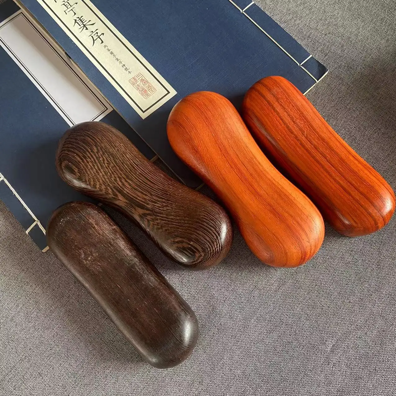 Traditional Chinese Medicine Pulse Diagnosis Pillow Rosewood Chicken Wing Wood Wrist Rest Cushion