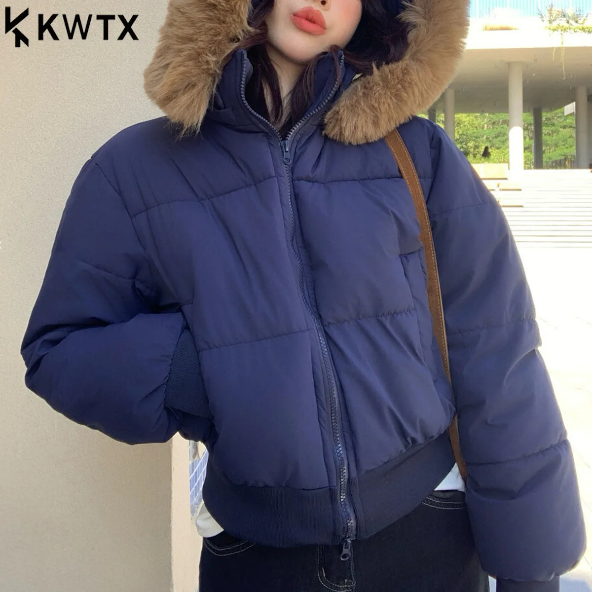 

KWTX женская повседневная хлопковая куртка с коротким меховым воротником и капюшоном на молнии, однотонная, удобная, модная, элегантная, винтажная, новая, AW25