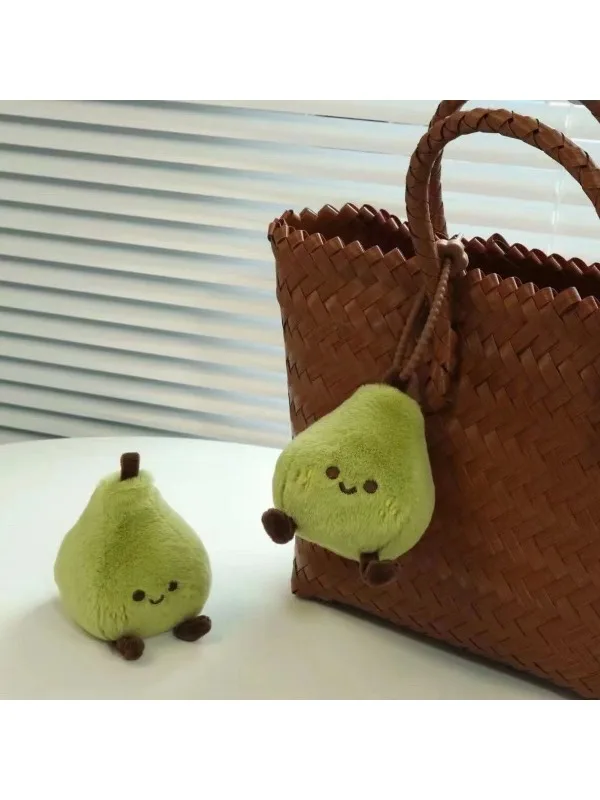 Jouet en peluche petite poire verte : adorable mini peluche de fruits avec porte-clés, cadeau parfait et mignon pour les filles et les meilleurs amis comme charme de sac à livres