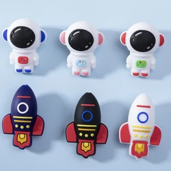 赤ちゃん用漫画シリコンビーズ,宇宙飛行士,ロケット,食品グレード,歯が生えるリング,DIYおしゃぶり,チェーンアクセサリー,6個