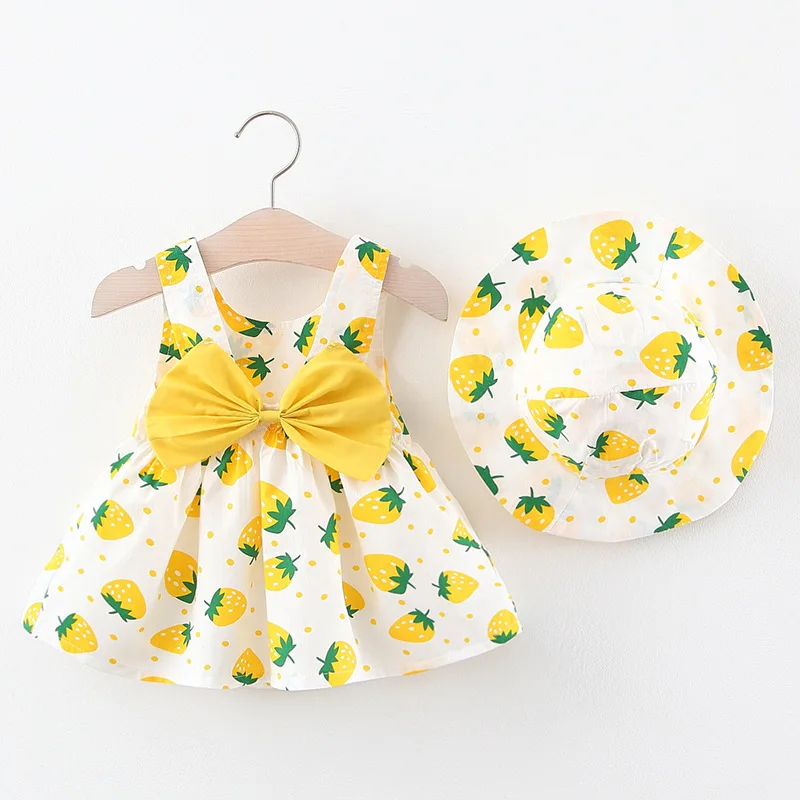 Baby Dress 2024 Summer New Girl's Bow Dress Children's Strawberry Print Small Fresh Casual Dress+Hat Children's Wear