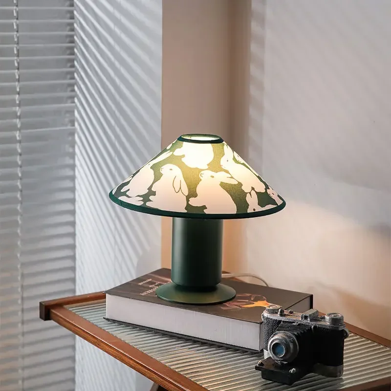 Middle Ancient Style Green Rabbit Table Lamp Bedroom Headboard High-end Decoration Atmosphere Creative Floor Lamp