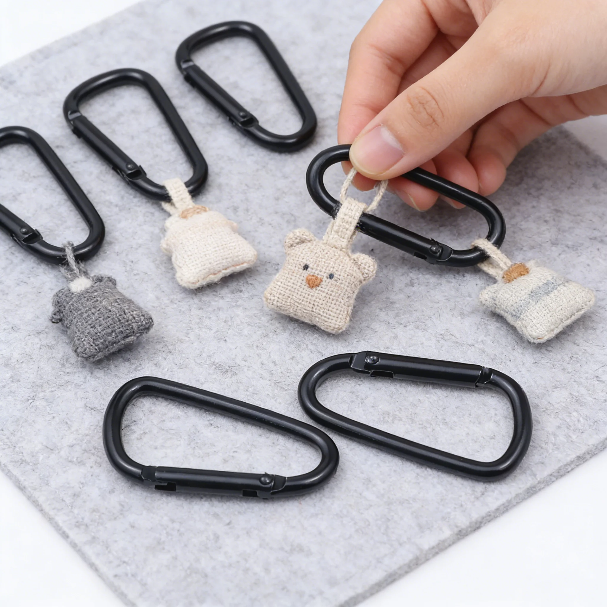 

5/10/20pcs/Lot D Carabiner Hook Black 46x24mm Zinc Alloy Keychain Clip Hooks for Making Jewelry Key Ring Connector DIY Findings