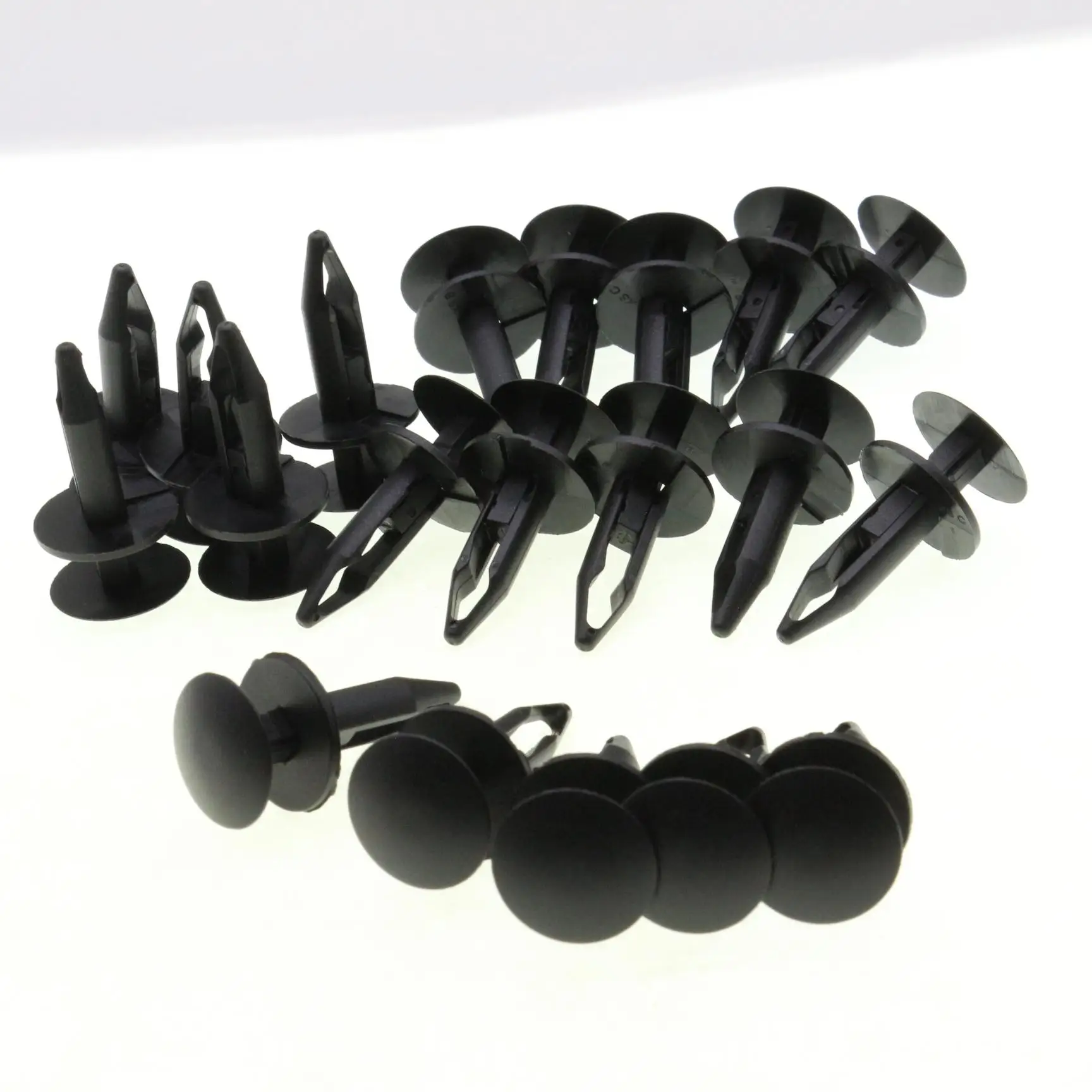

20 Pieces Bumper Cover Retainer Push Clips Compatible With GM Saturn 1996 - On Black Nylon Fastener 21095797 11519807 21111245