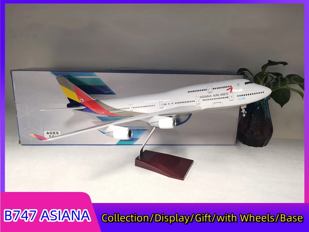 

47cm B747 Series Airlines Aircraft Airplane Model 1/160 Scale Plane With LED & Wheel Aviation Airbus Gift Collection Ornament