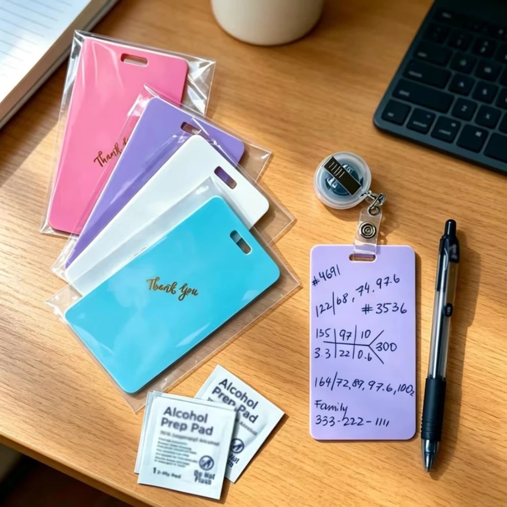 Wiederverwendbarer Silikon-Badge-Buddy Kugelschreiber mit beschreibbarem und abwischbarem Notizblock, ablösbares Etikett, Notizbuch für Krankenschwestern und Schule