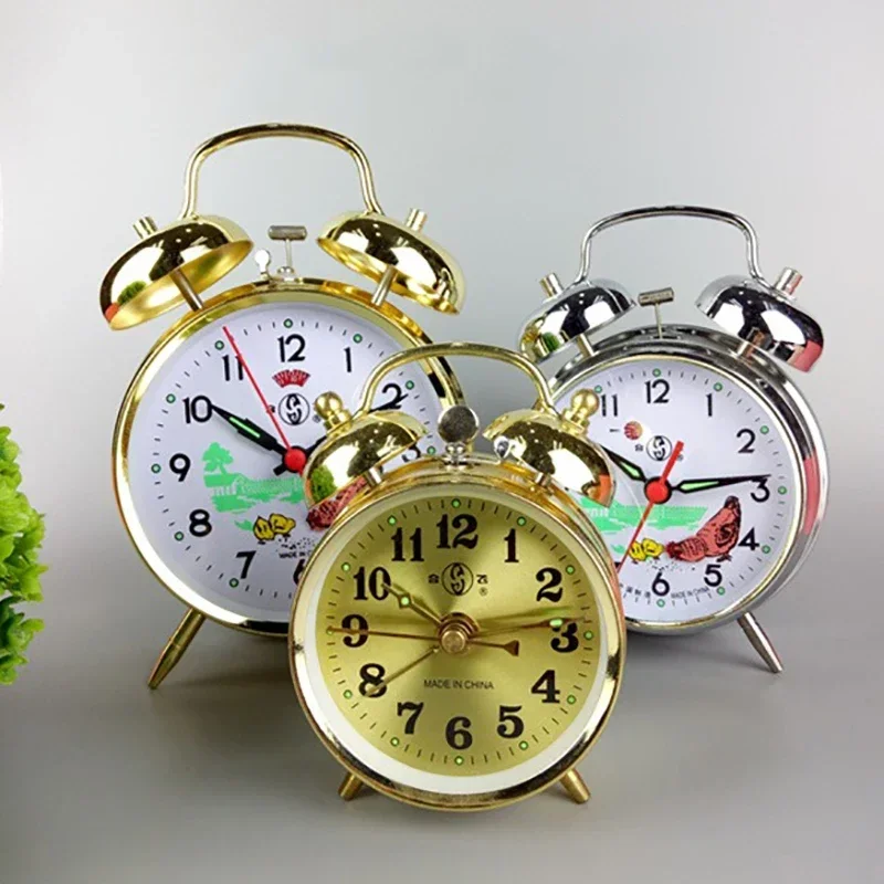 Mechanical Clockwork Alarm Clock Vintage Chicken Eating Rice Metal Table Clock Metal Bedroom Bedside Oversized Bell Clocks Gift