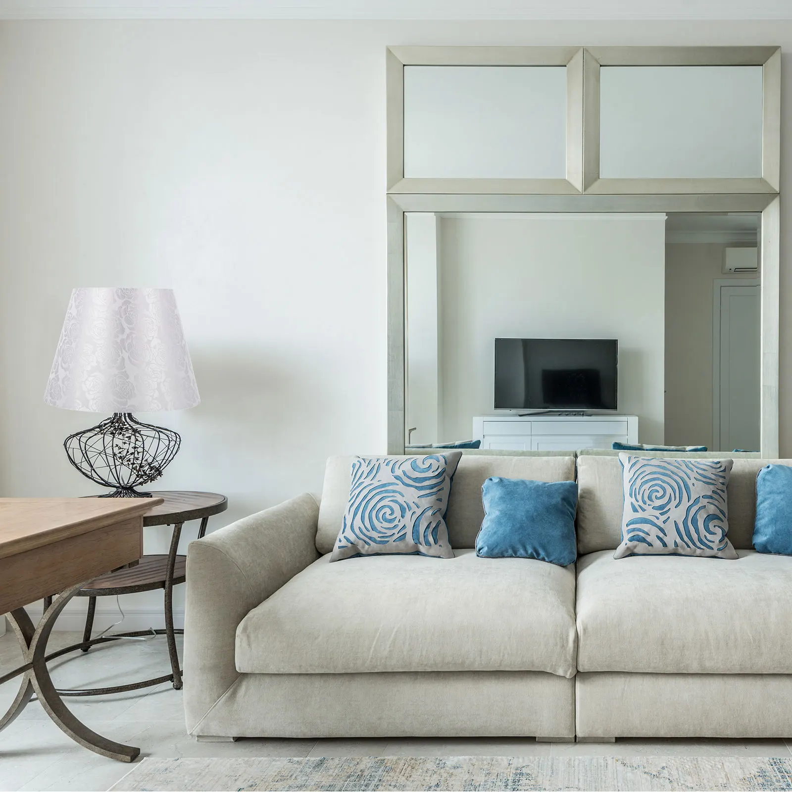 

Flower Embroidery Jacquard Lampshade Premium Material Soft Light Romantic Atmosphere Home Decor Bedroom Living Room Accessory