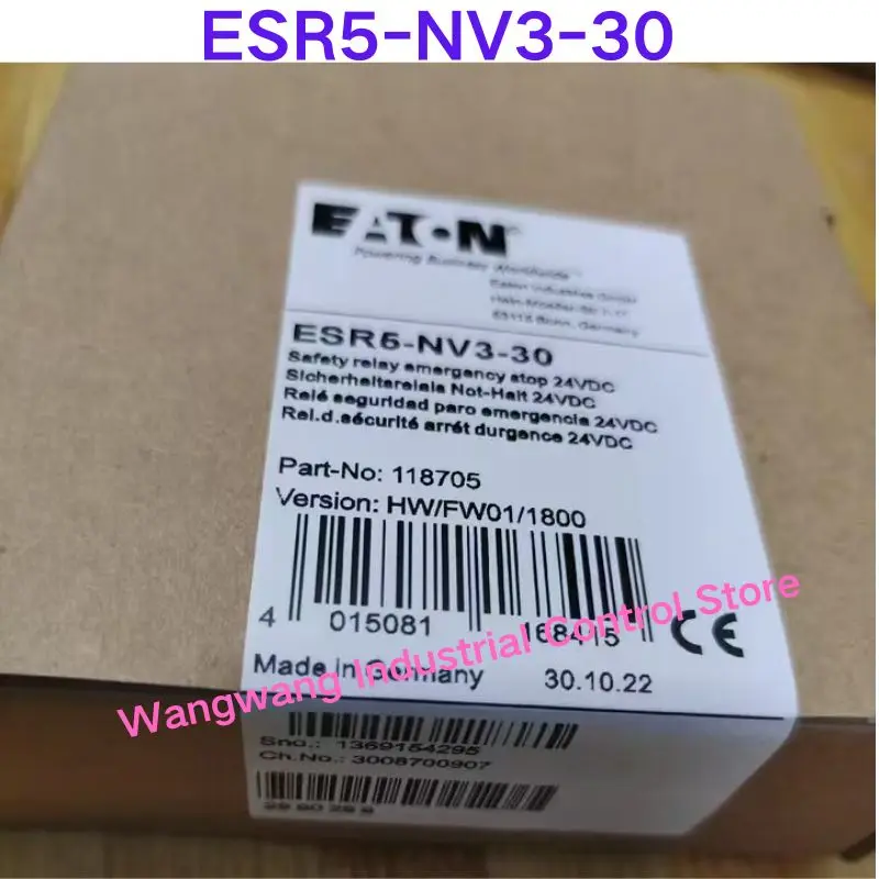Brand-new  Safety relay ESR5-NV3-30 Model 118705
