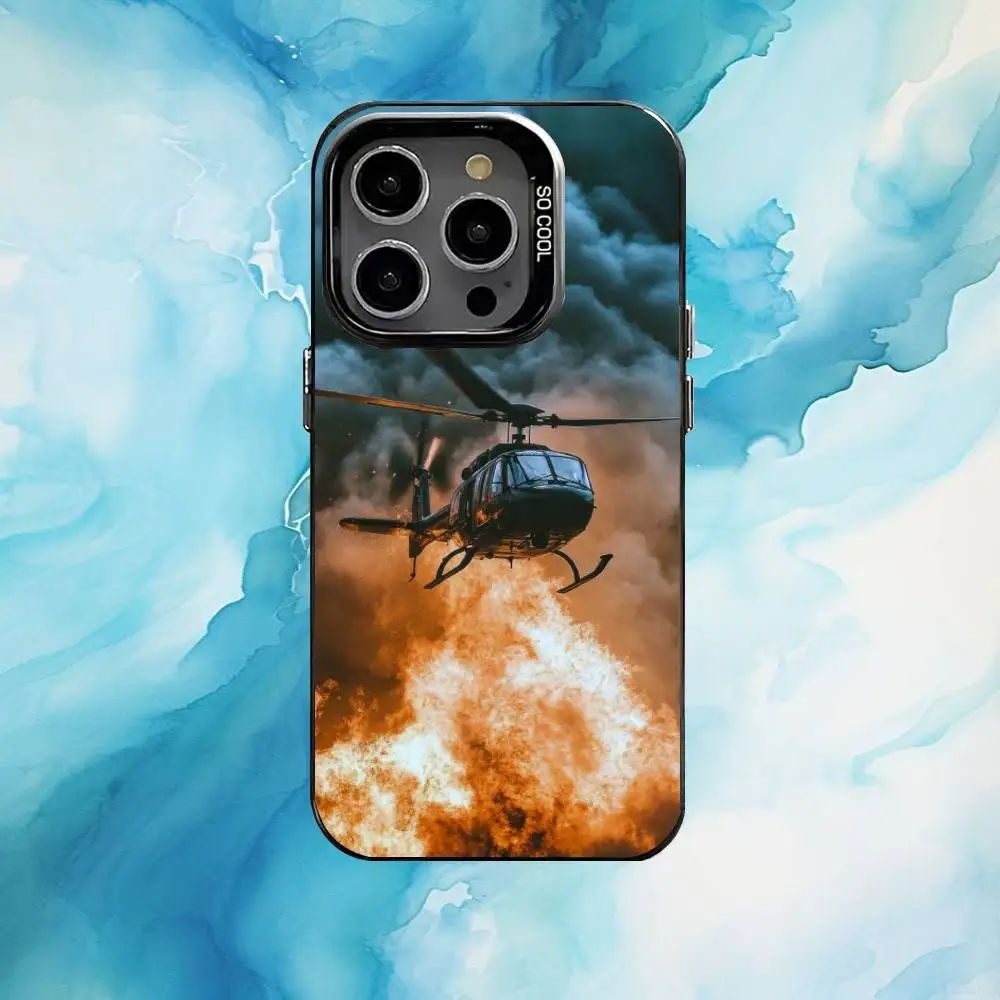 حافظة هاتف هليكوبتر لهاتف آيفون 17،16،15،14،13،12،11 بلس، برو ماكس غطاء مقاوم للصدمات بلاك كاندي غير لامع