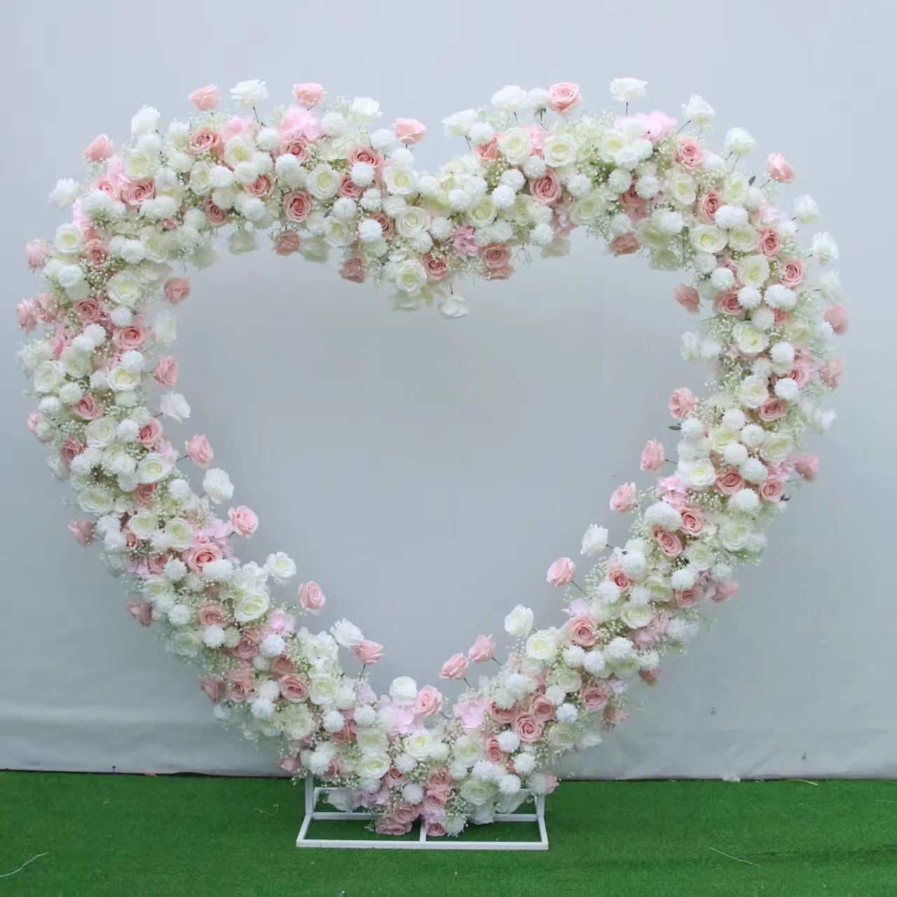 2,3x2,4m Herzförmiger Blumenbogen Roter Wegbogen Herzförmiger Rahmen Hintergrund für Heiratsantrag Brautpartydekoration – Detail 14