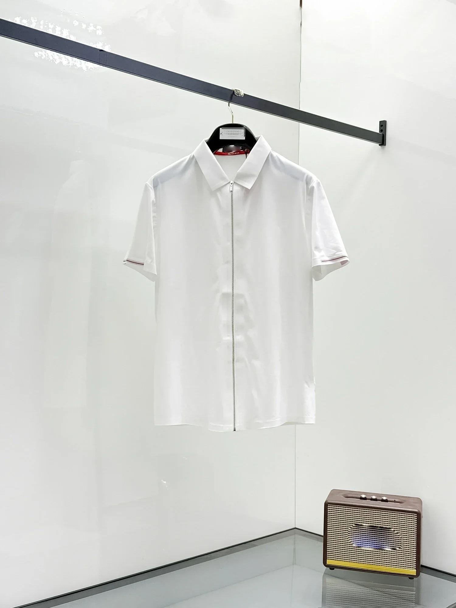

SIJITONGDA 2025 Spring/Summer New Men's Seamless Pressed Glue Ice Silk Casual Business Short Sleeved Shirt M-4XL