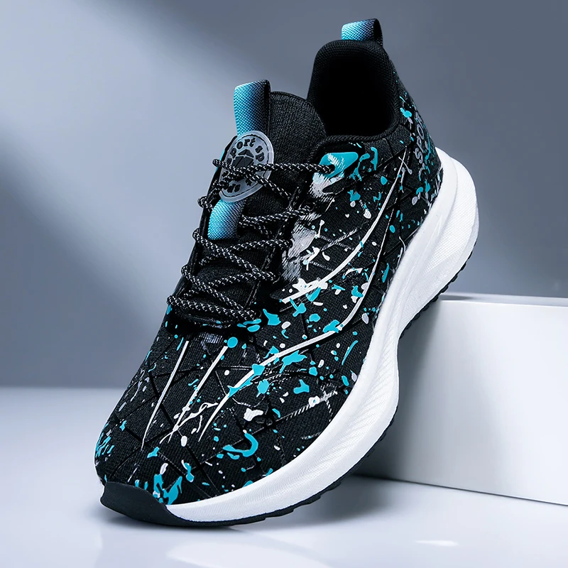 Zapatillas de correr de verano para hombre, transpirables, ligeras, cómodas, informales, resistentes al desgaste, de caña baja, deportivas y confortables para correr.