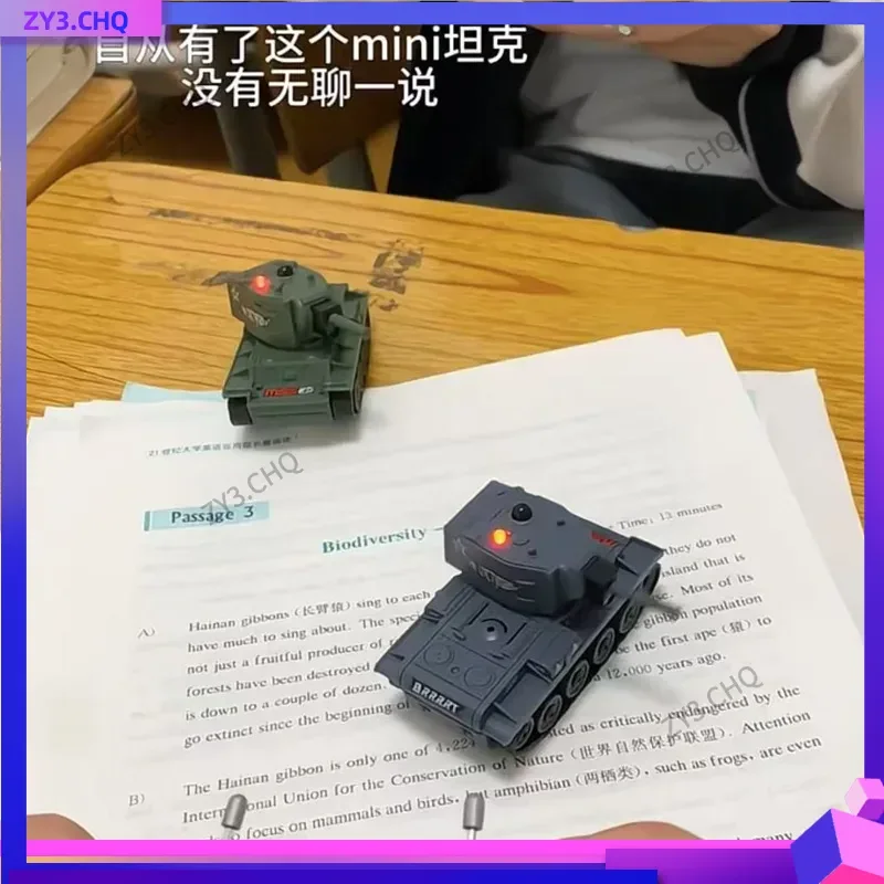 รถถังบังคับวิทยุขนาดเล็ก สร้างสรรค์ สมจริง ชาร์จไฟได้ รถออฟโรด บังคับด้วยอินฟราเรด ของขวัญสำหรับแฟนหนุ่ม