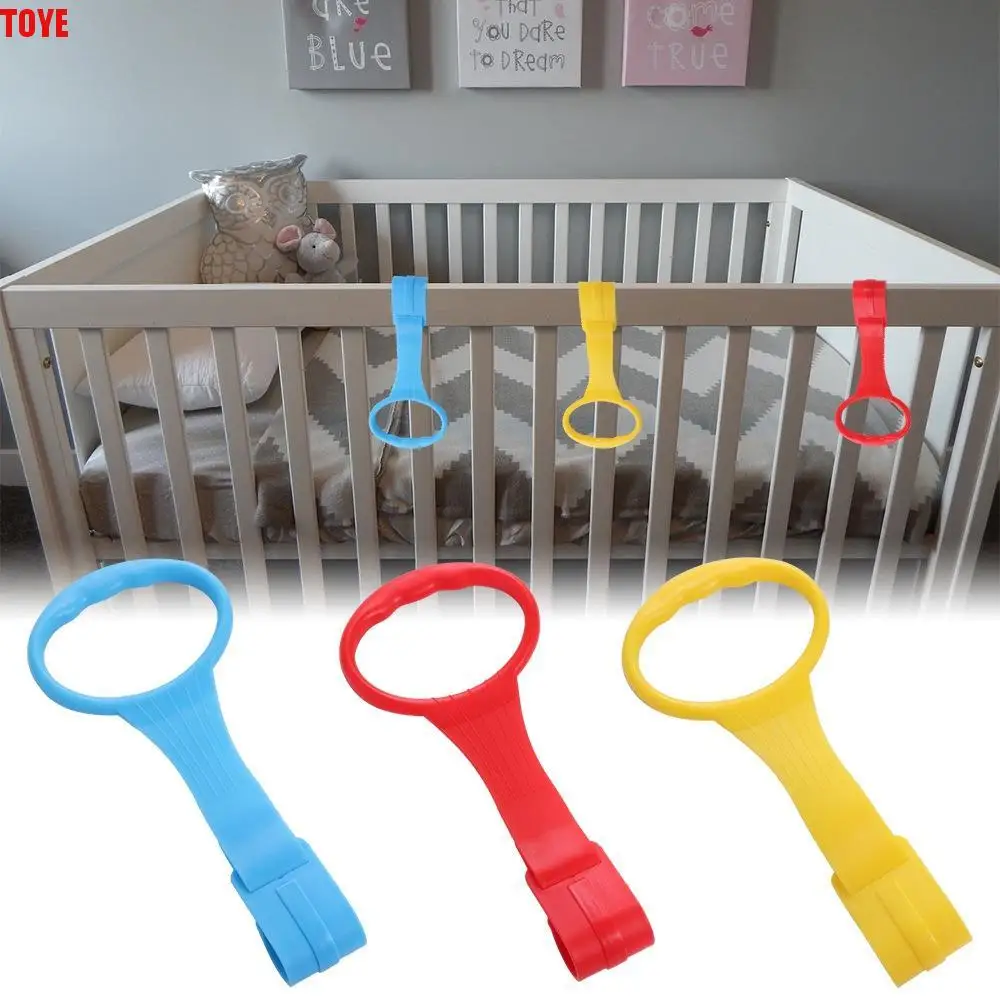 

Baby Toys Plastic Pull Ring for Playpen Bed Accessories Solid Color Baby Crib Hooks Hanging Ring Auxiliary Standing