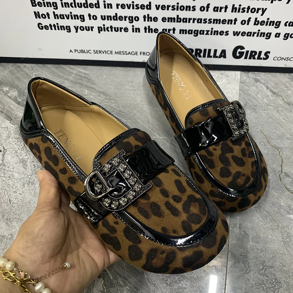 

Women Flat Shoes Plus Size Casual Women Mullers Antislip Brand Designer Female Loafers Fashion Leopard Women Shoes