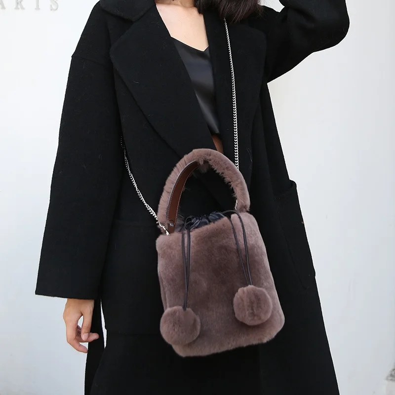 Women\'s Luxury Plush Bucket Bag High Quality Real Rex Rabbit Fur Shoulder Fur Bag Chain Decoration Can Crossbody Fur Bag