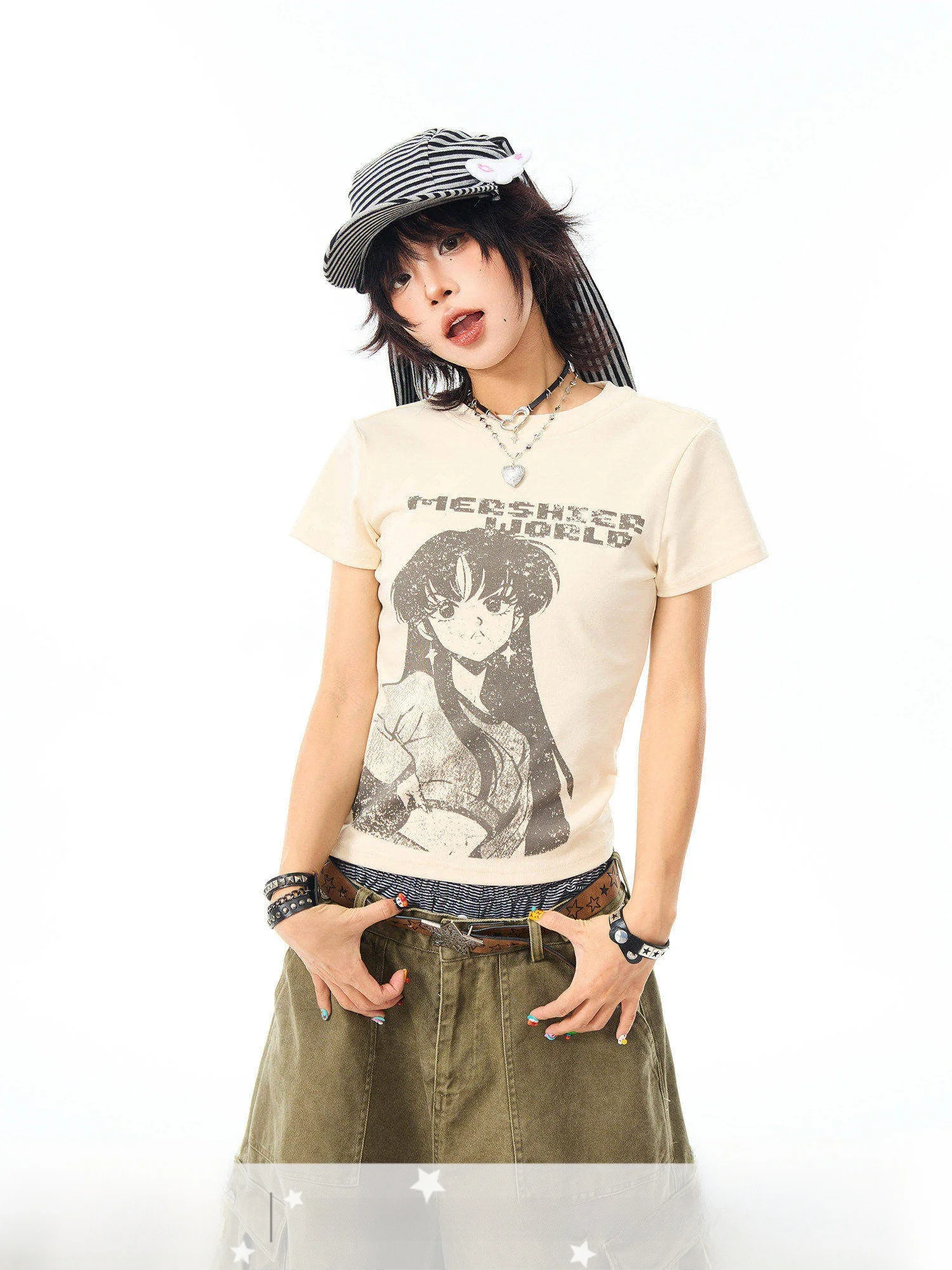 

MIKYO American Retro Cartoon ort Sve T-irt Women's Summer Slim Fit ort Length Spicy Girl Top round Ne Cotton Blend