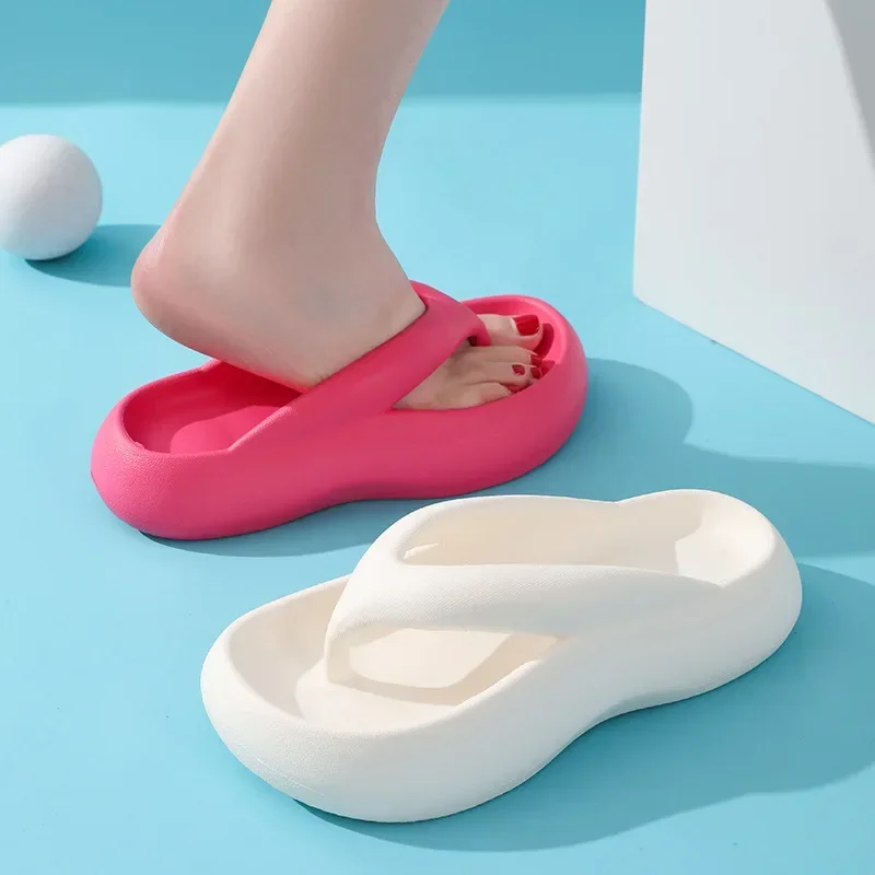 Tongs à plateforme antidérapantes pour femmes, sandales de plage à Clip Eva, pantoufles d'intérieur et d'extérieur à fond épais, offre spéciale, nouvelle collection 2023