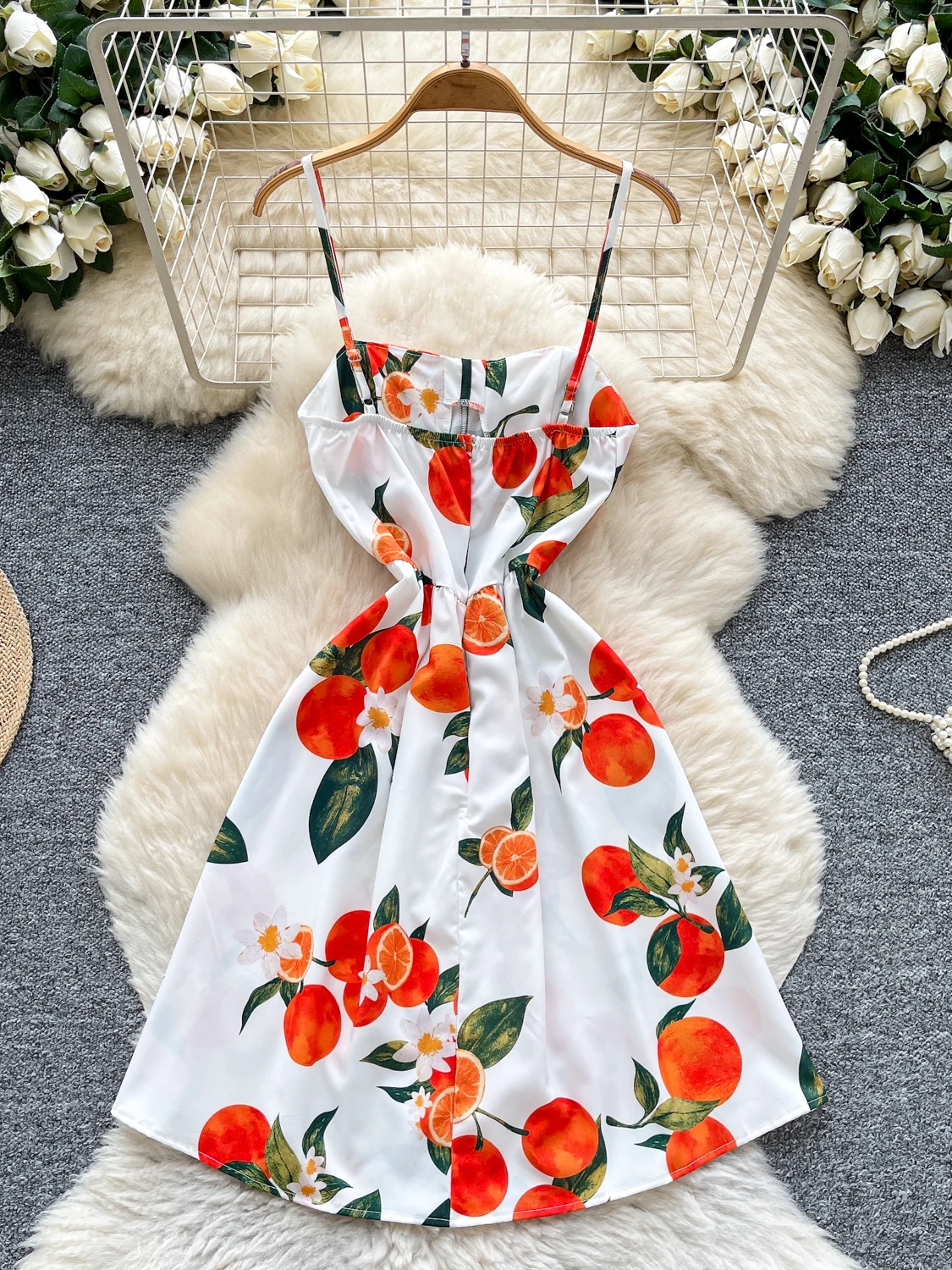 กระโปรงทรงเอลายดอกพิมพ์ลายสไตล์เรโทร สายเดี่ยว เอวสูง ทรงเข้ารูป สำหรับฤดูร้อน เหมาะสำหรับผู้หญิง ใส่ไปเที่ยวทะเลในวันหยุด แฟชั่นทันสมัย