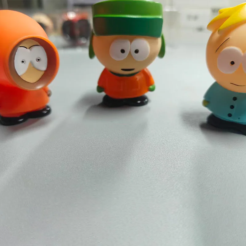5 stks/set South Park Anime Figuur De Stok van Waarheid Kenny McCormick Stan Marsh Leuke Mooie Poppen Amerikaanse Band Ornamenten