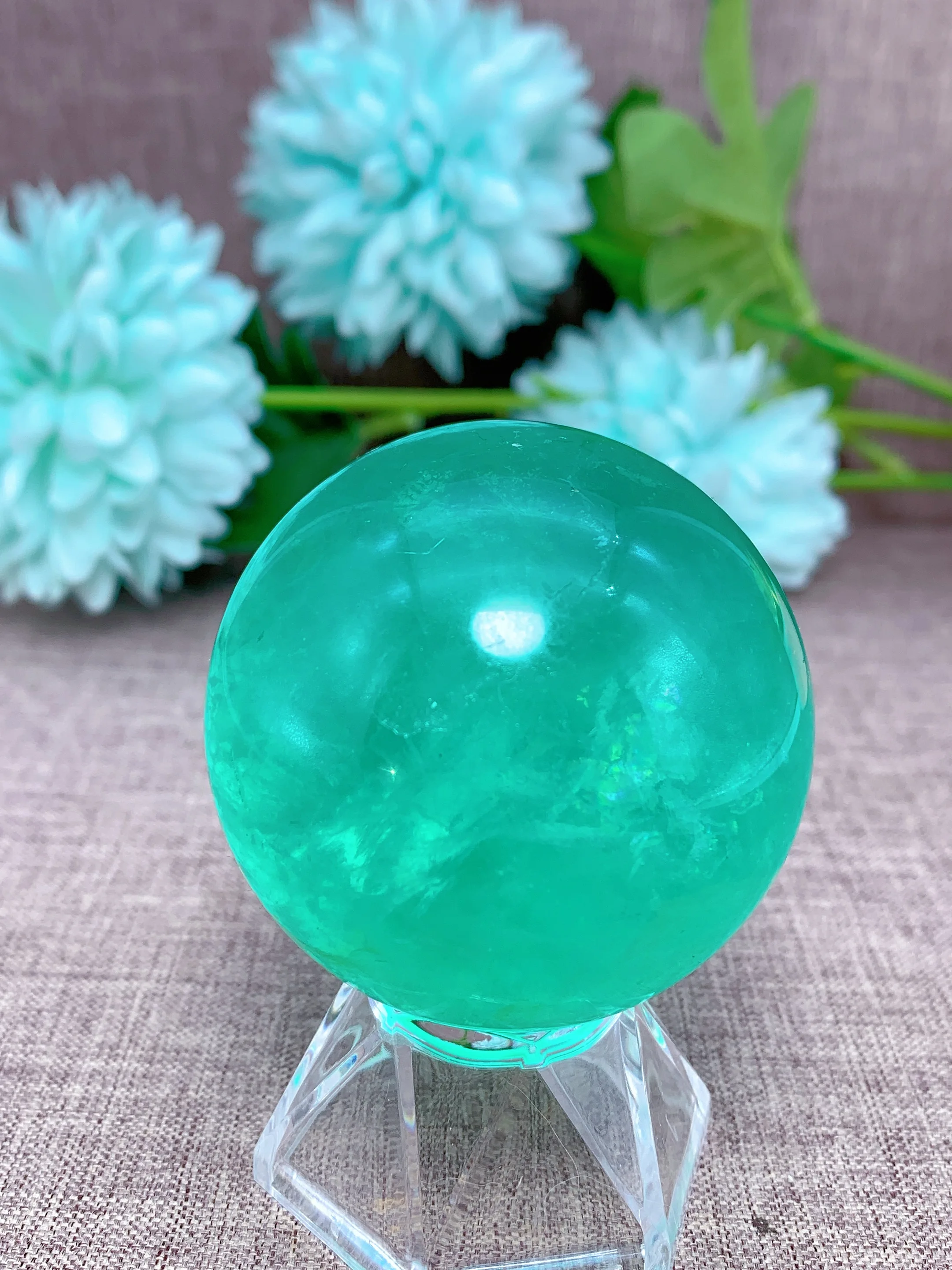Natural Green Fluorite Sphere With Rain Bow Reiki Healing Stone Home Decoration Exquisite Gift Souvenir Gift