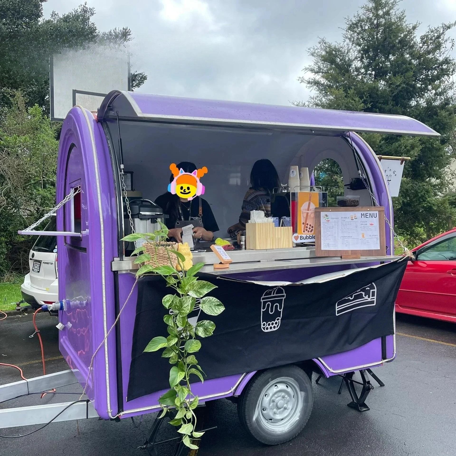 

Customized Mini Food Trailer For Hot Dogs Coffee Mobile Food Truck