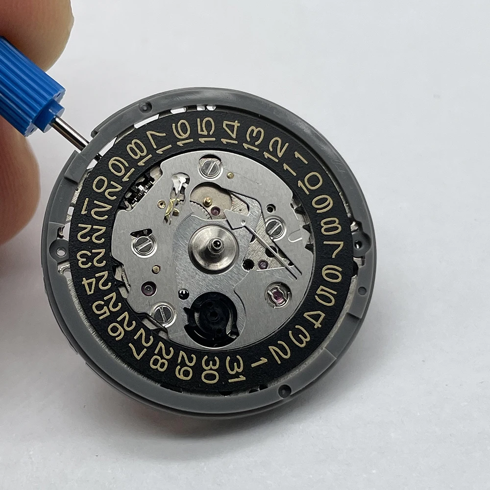 NH35A NH35แท้จากญี่ปุ่นมีความแม่นยำสูง, datewheel สีดำทอง3.0 /. 8 Crown รุ่น24 Jewels ชิ้นส่วน MOD 4R35B