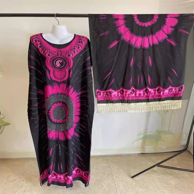 Plus Size Boho Beach Cover up Wide Off-Shoulder Kimono Floral Print Rayon Robe com Lenço de franjas anexadas para mulheres