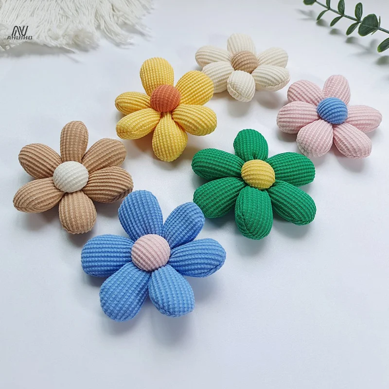 Cute Creative Knitted Cotton Filled Flower Brooch Badge Pins For Bag Backpacks Coat Brooch Decoration Accessories Couple Gift