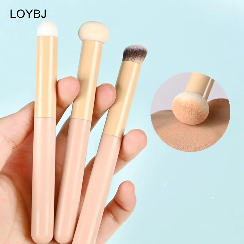 LOYBJ Small Mantou Concealer Brush Sponge Head Soft Hair Makeup Brushes Powder Foundation Fine Concealer Natural Blending Brush