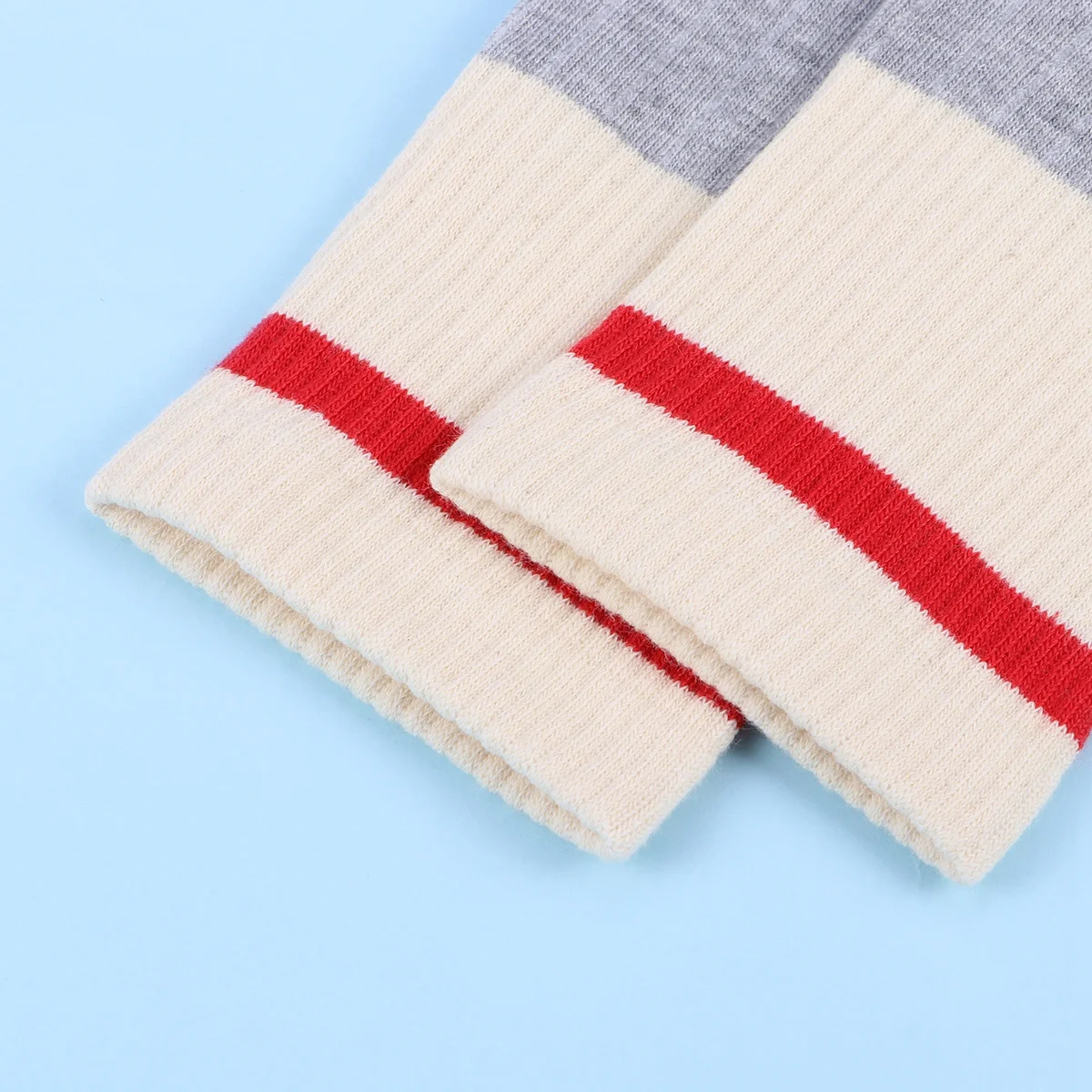 

Creative Letter Socks No Fading Water Cleaning Breathable Material Cartoon Design Valentine Gift Socks Leisure