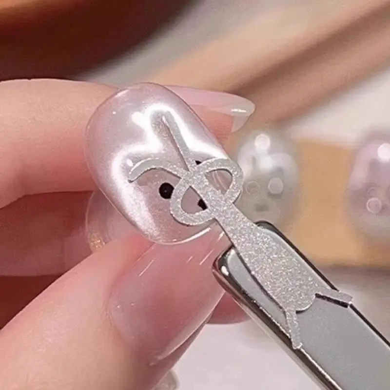 Katzenaugen-Nagelmagnet, kombinierter flexibler Eisendraht zum Erstellen von Kaninchenformen auf den Nägeln, UV-Gel-Nagelkunst-Maniküre-Werkzeuge