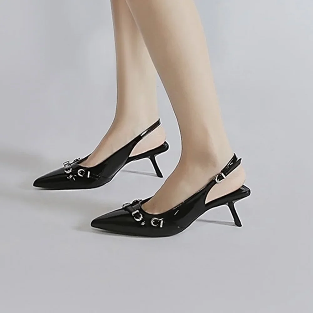 

Туфли-лодочки с украшением Slingback Meatal, черные лакированные кожаные пикантные туфли с острым носком, тонкий каблук с пряжкой и ремешком, новые поступления, модная женская обувь