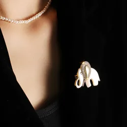Fashion Cute Shiny Zircon Inserted Small Elephant Brooch Women And Men Unisex Pin Animal Clothing Jewelry Birthday Gift