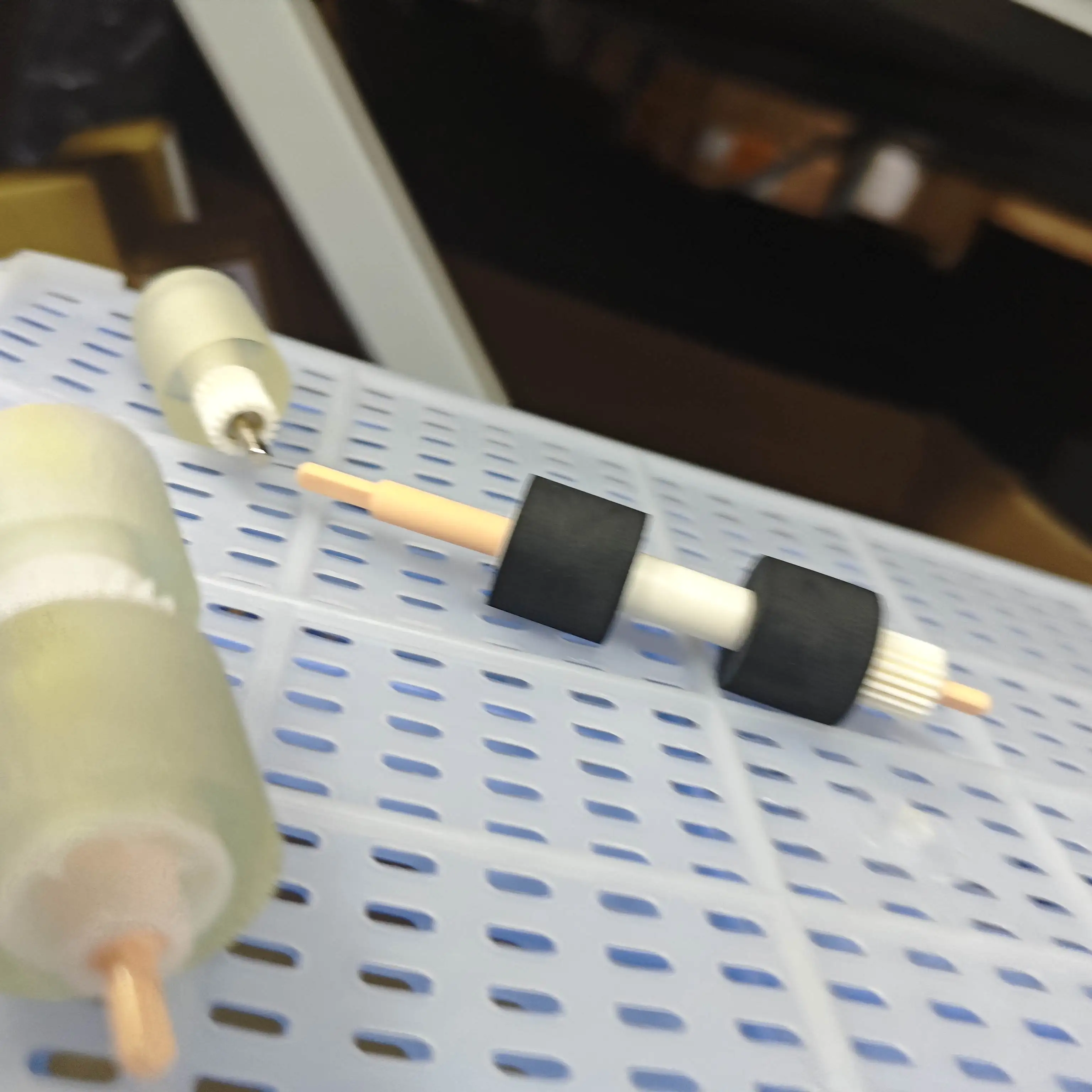 

1X 604K23670 059K26570 604K23660 Feed Separation Roller for XEROX DocuColor 240 242 250 252 260 700 4110 4112 WorkCentre 7655