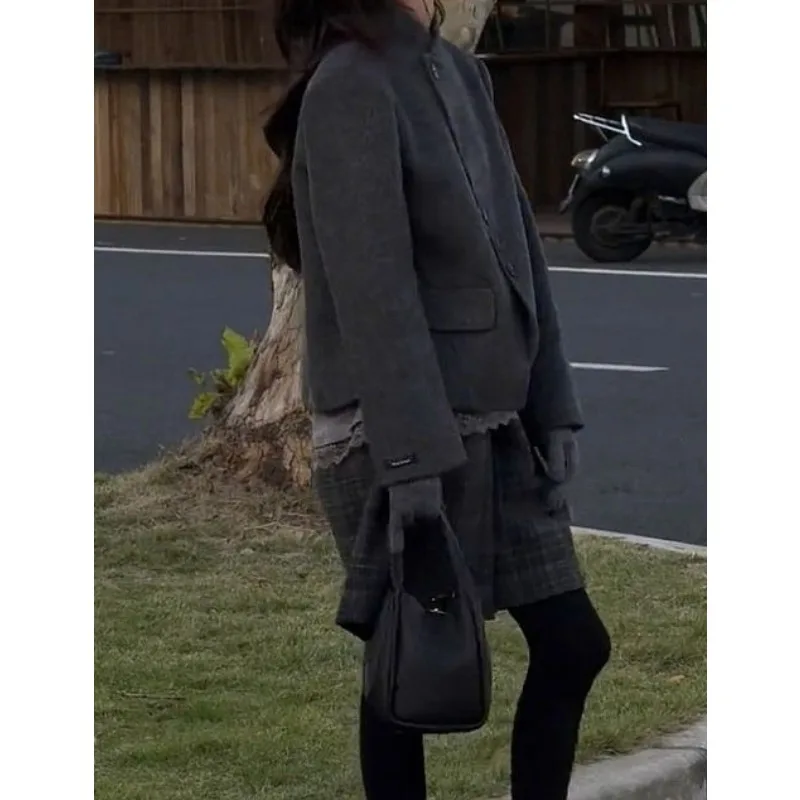 The 2025 new winter clothing item a woolen coat for women with a unique design - is considered niche