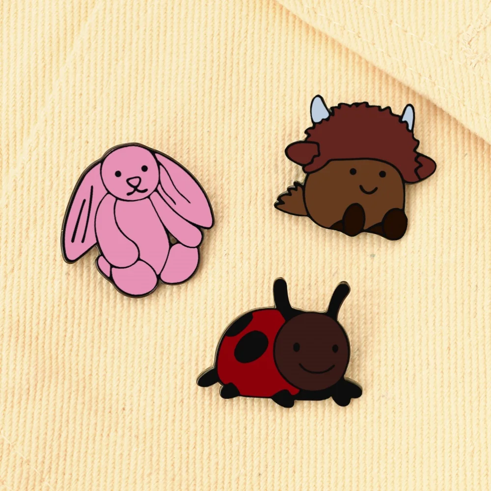 Cartoon Funny Animal Insect Enamel Pins Cute Rabbit Ladybug Brooch Creative Hat Bag Lapel Badge Gift for Friends Fashion Jewelry