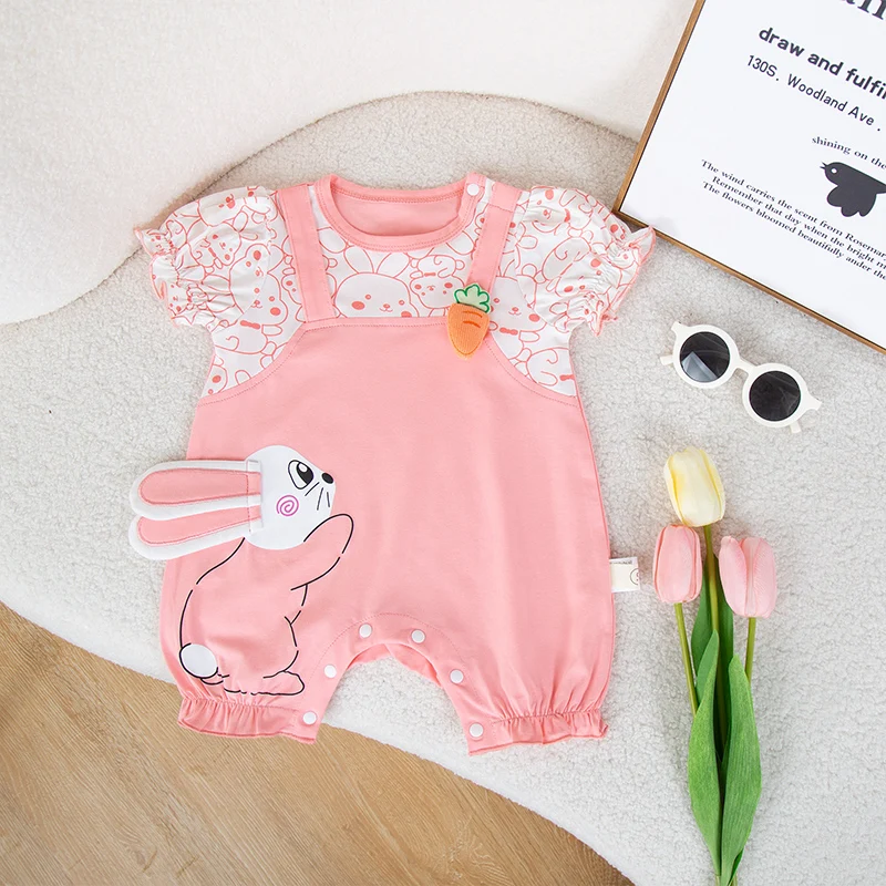 

2024 New Baby Summer Dress Cute Bunny False Strap Short-sleeved jumpsuit Going out to climb the baby crawling out of the jumpsui